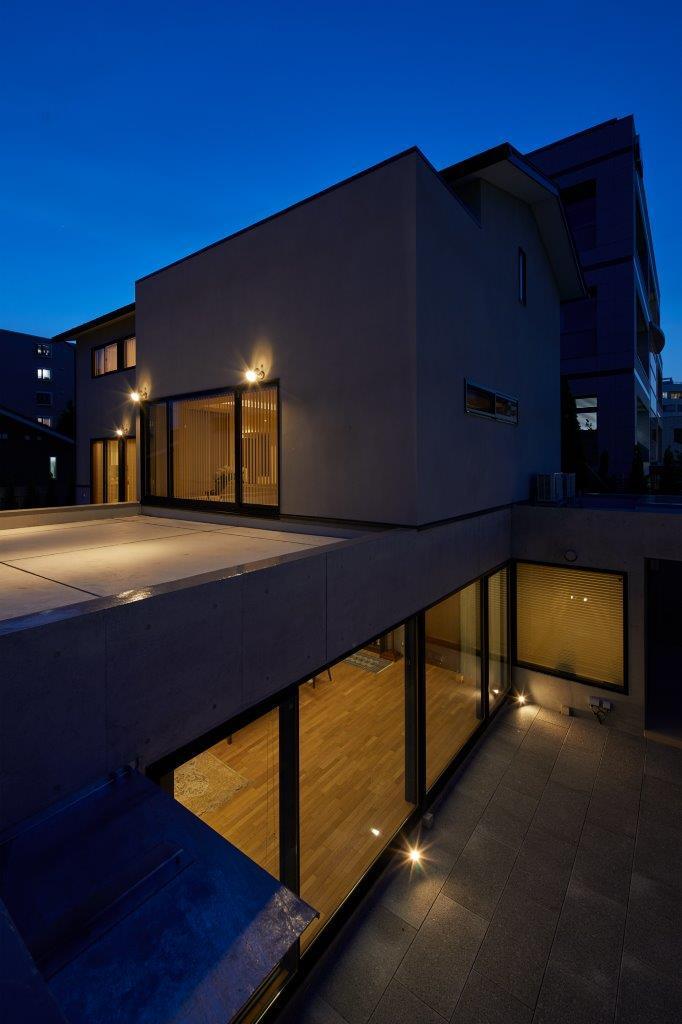 Image of "八重咲町事務所併用住宅｜Yaezakicho Office & Residence Compound", the work by architect : Yasumi TAKETOMI (image number 20)