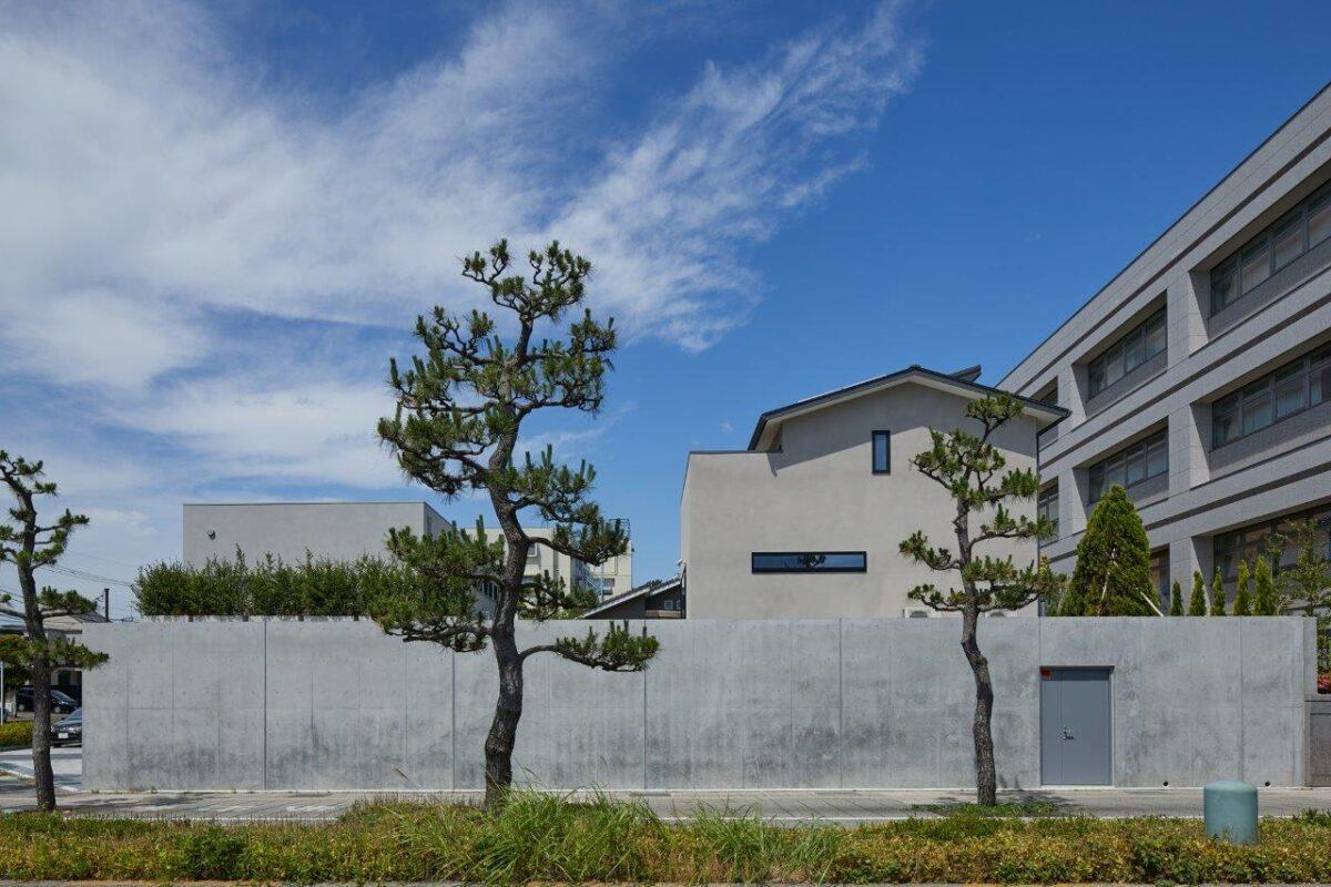 Image of "八重咲町事務所併用住宅｜Yaezakicho Office & Residence Compound", the work by architect : Yasumi TAKETOMI (image number 4)