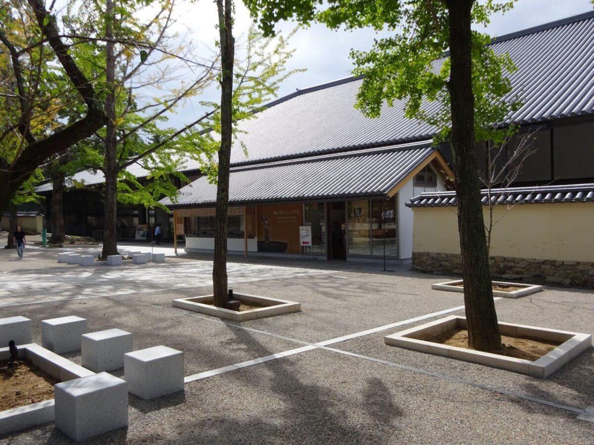 作品「東大寺総合文化センター：券売所／外構整備｜Todaiji Temple Culture Center: Ticket Office」の画像 その14 （建築家 : 武富 恭美）